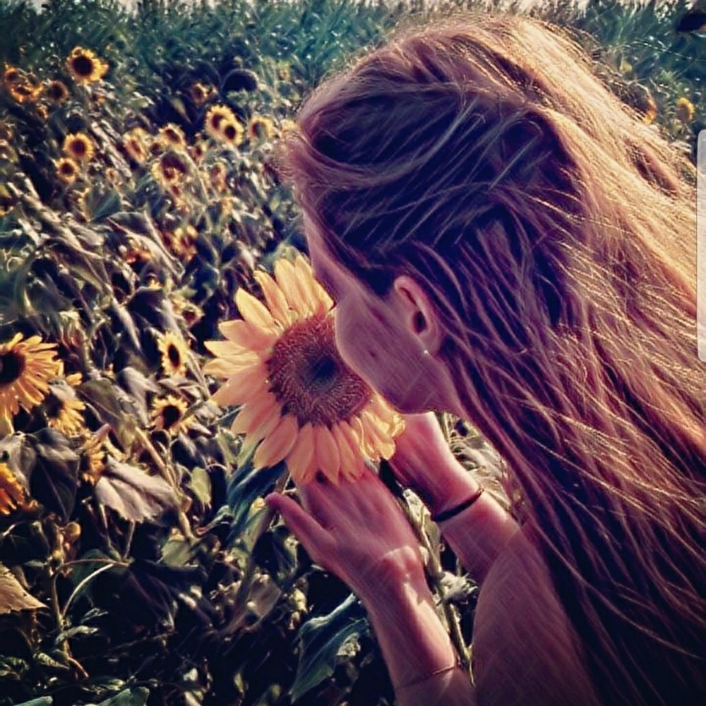 Meet your Posher, Kayla